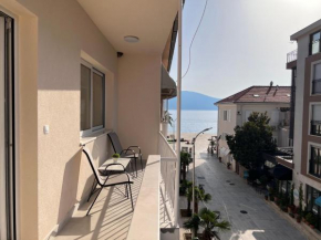 Glam apartment 1BR/Tivat/A step from the beach